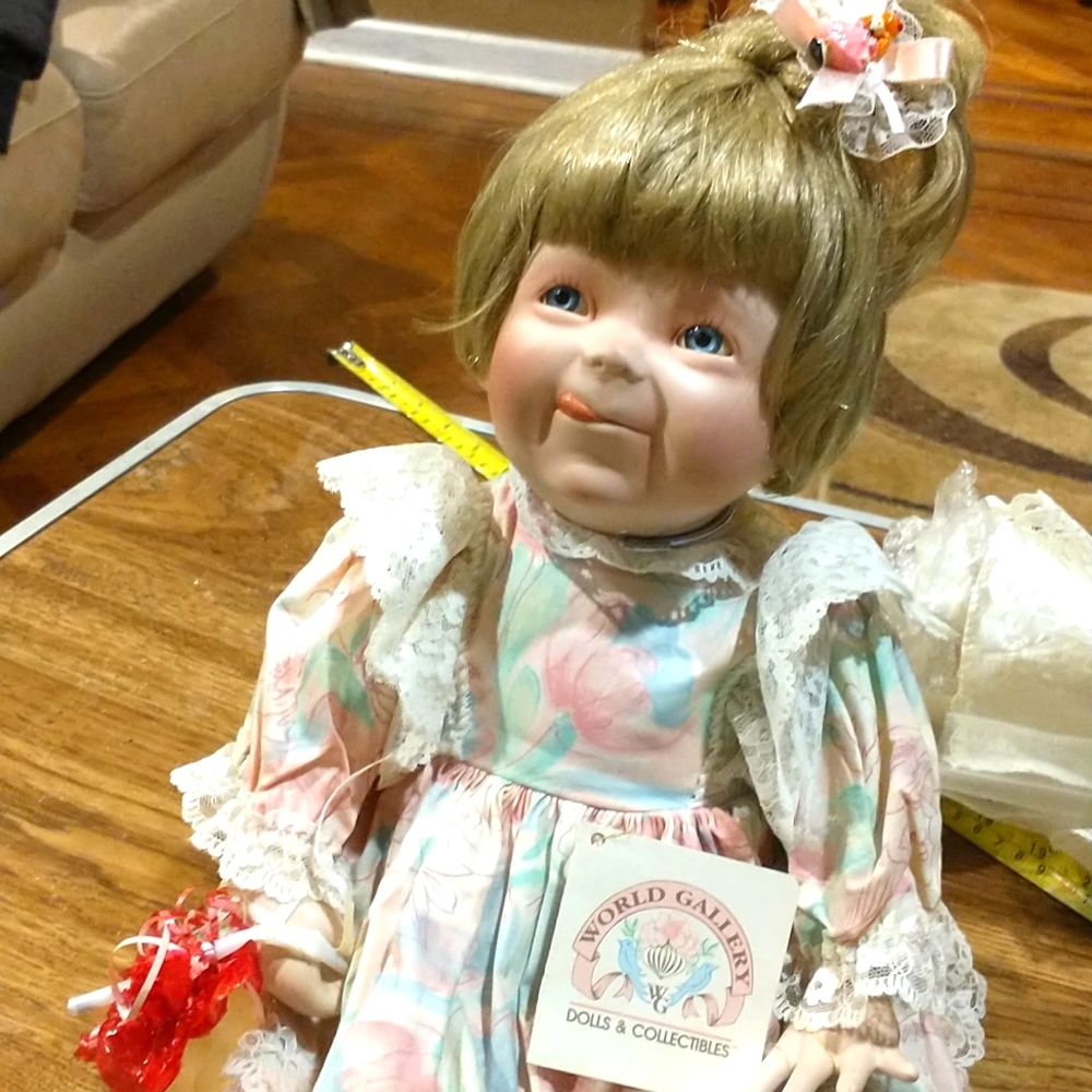 New Beautiful Porcelain Doll.❤️